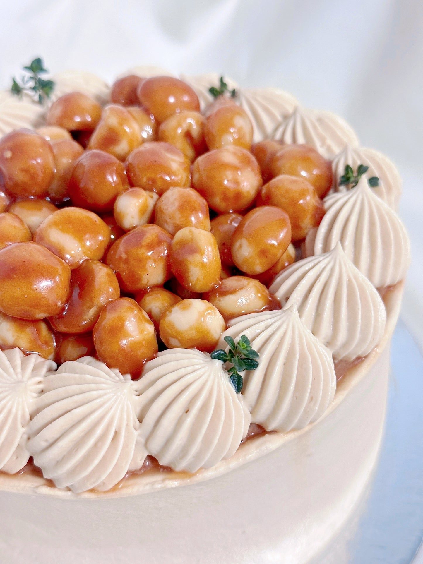 Coffee Caramel Macademia Cake